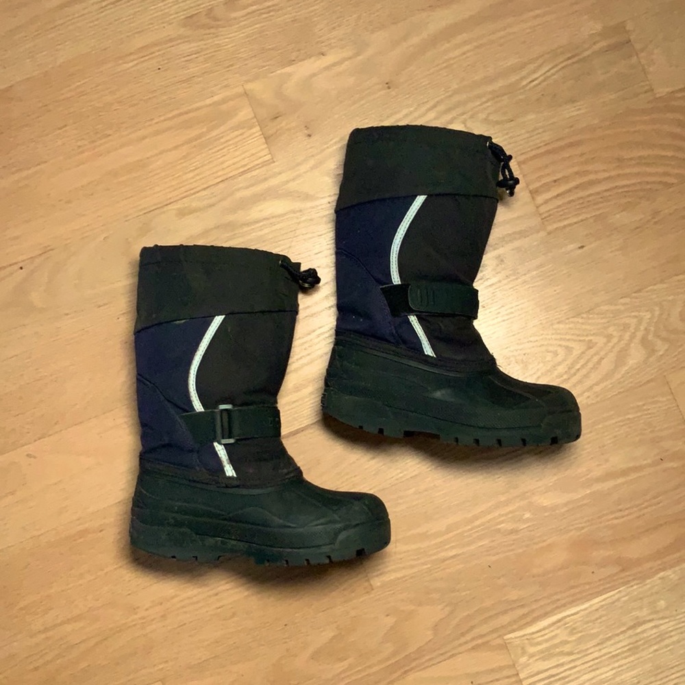 LLBean Kids Northwoods boots big kids size 1